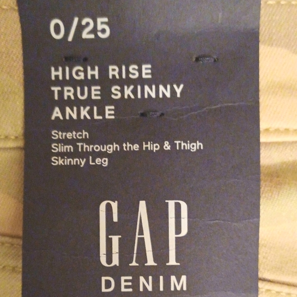 NWT Gap High-Rise Skinny Camo Jeans - Picture 4 of 8